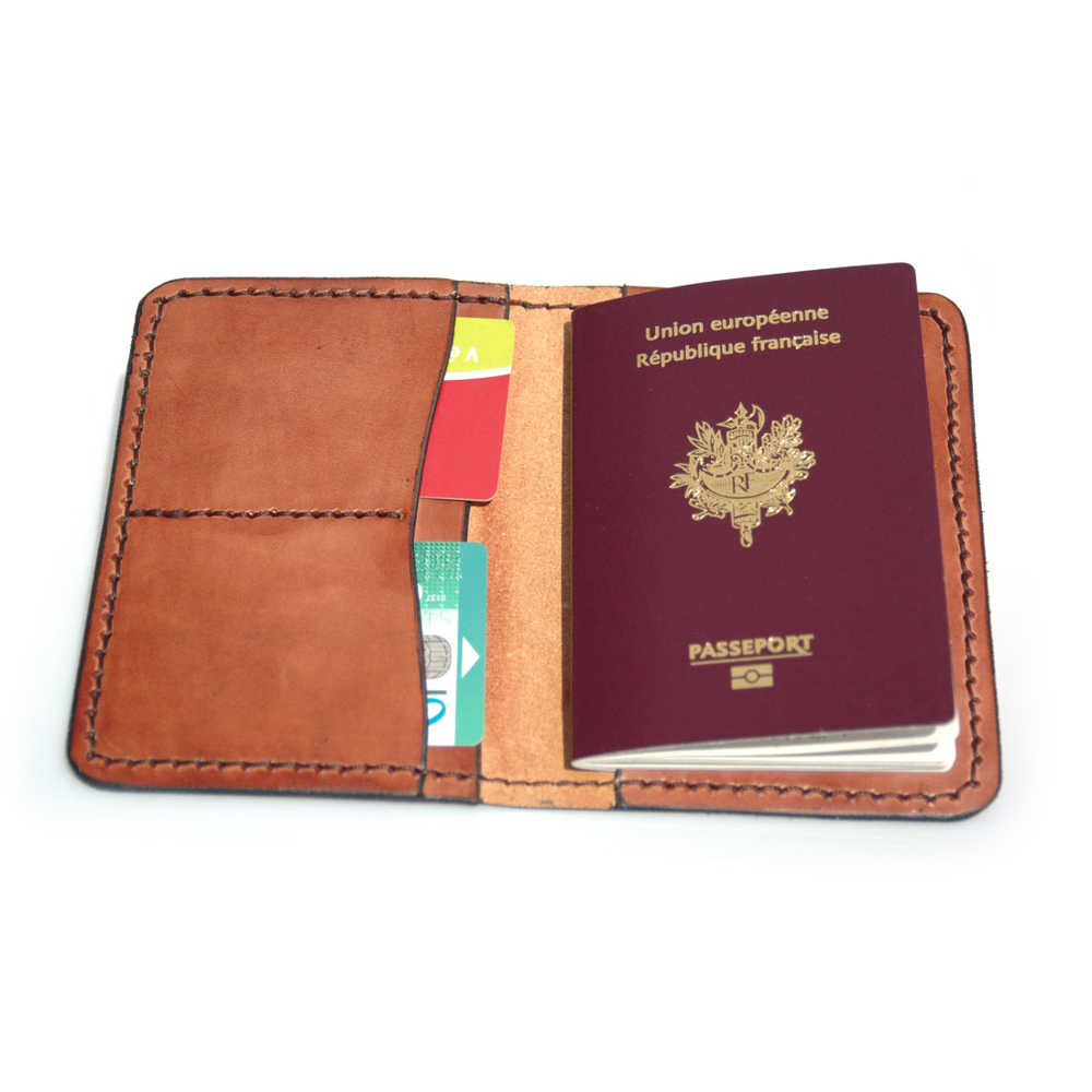 Protège passeport ou permis de conduire en cuir naturel - Cuirs Ney