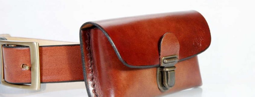 Pochette en cuir naturel pour smartphone