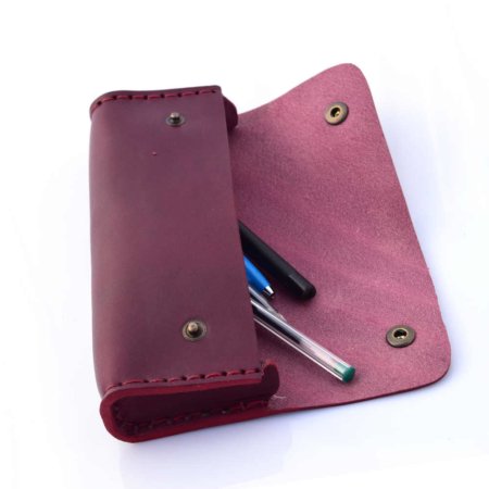 Trousse en cuir - rouge Bordeaux - by "Les Cuirs Ney"