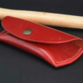 Étui à lunettes rouge en cuir - by "Les Cuirs Ney"