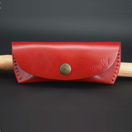 Étui à lunettes rouge en cuir - by "Les Cuirs Ney"