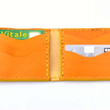 Porte-cartes bancaires en cuir jaune moutarde