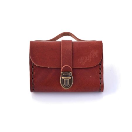 Porte monnaie en cuir marron fauve de type "Cartable"