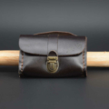 Porte monnaie en cuir marron chocolat de type "Cartable"