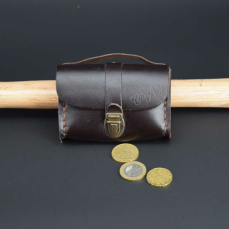 Porte monnaie en cuir marron chocolat de type "Cartable"