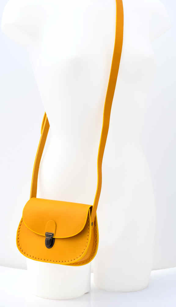 Petit sac jaune en cuir à bandoulière Justine