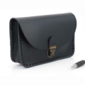 Pochette en cuir noire à mettre à la ceinture "Bouley"