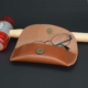 Étui à lunettes en cuir marron cognac - by "Les Cuirs Ney"