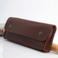 Trousse en cuir marron fauve - tannage végétal