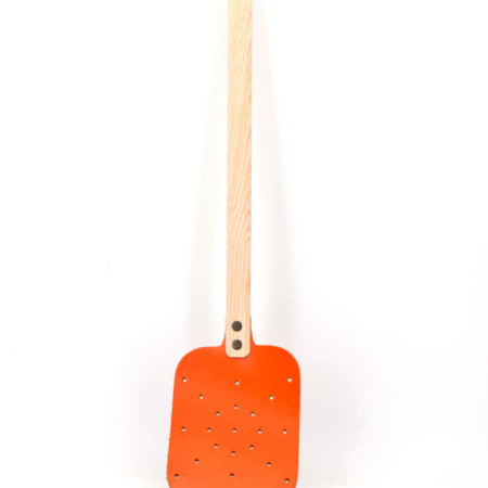 Tapette à mouches en cuir orange - by "Les Cuirs Ney"