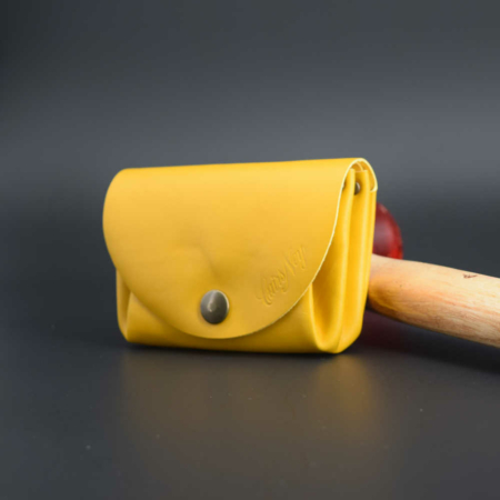 Porte-monnaie "Grand-Mère" en cuir jaune - 3 poches